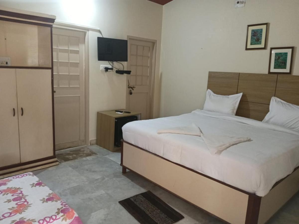 Chandan Resort Puri Exteriör bild