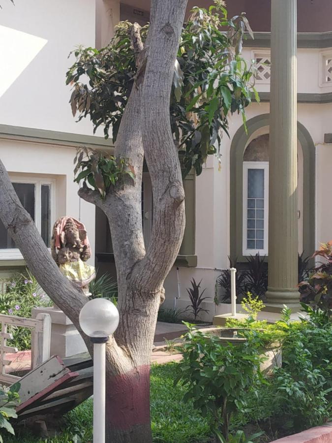 Chandan Resort Puri Exteriör bild