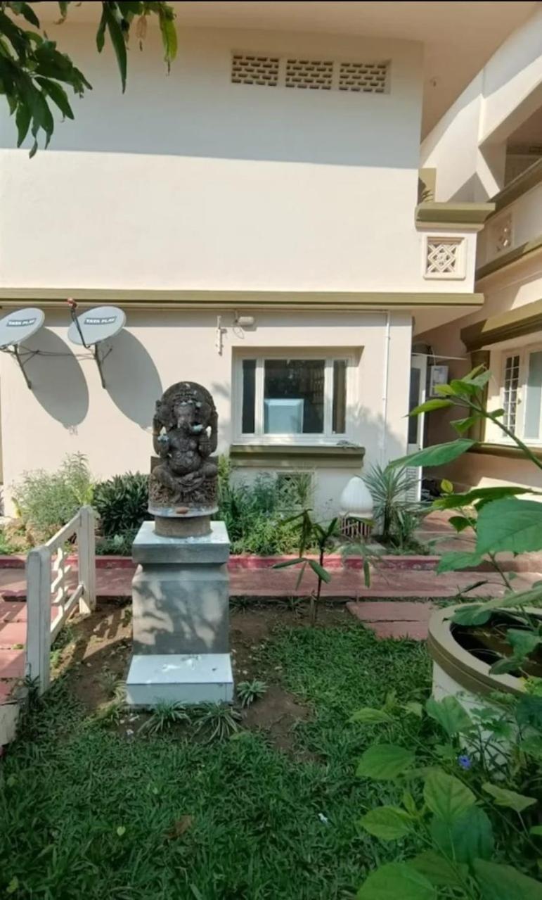 Chandan Resort Puri Exteriör bild